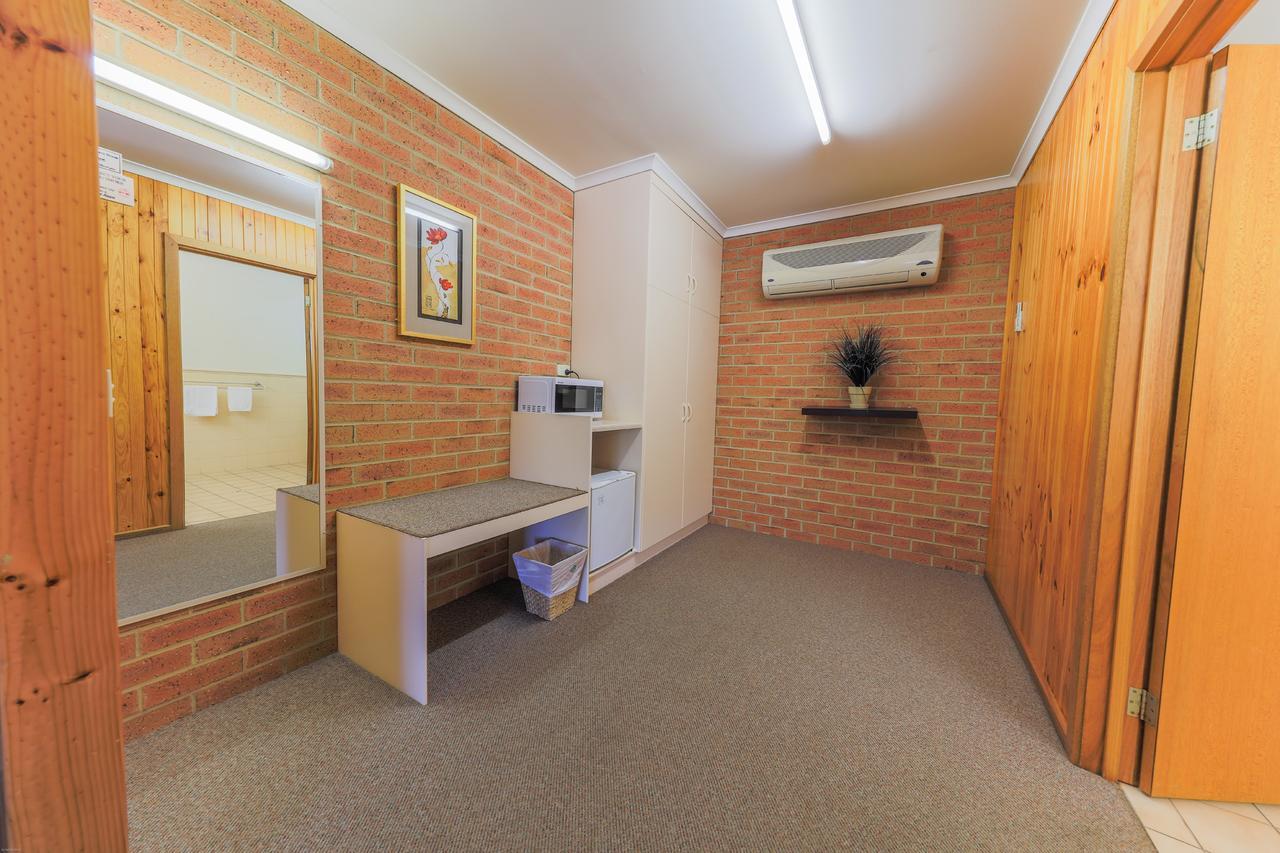 Country Roads Motor Inn Naracoorte Eksteriør billede