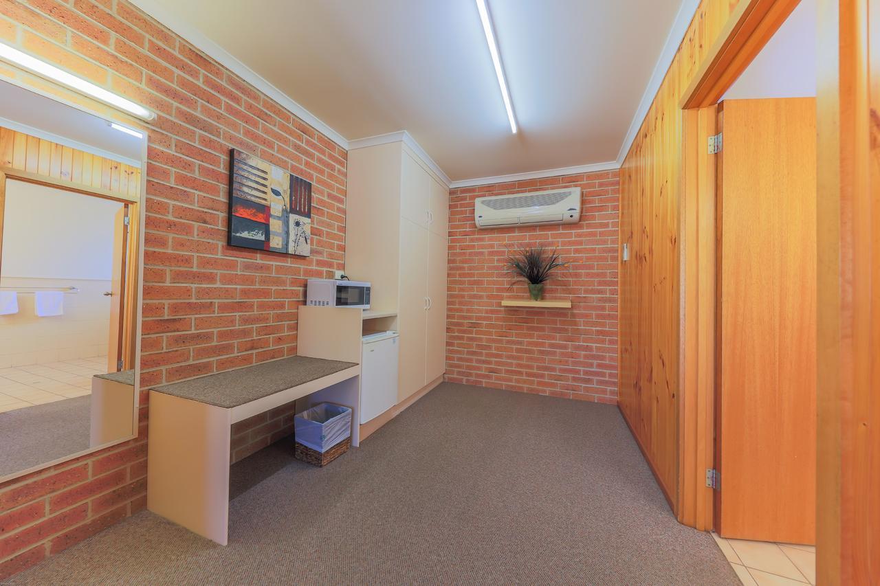 Country Roads Motor Inn Naracoorte Eksteriør billede